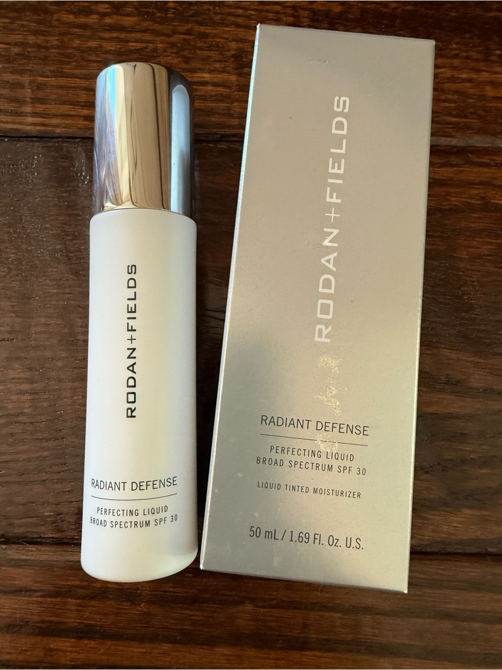 Rodan + Fields Radiant Defense Perfecting Liquid SPF 30 - SAND 3